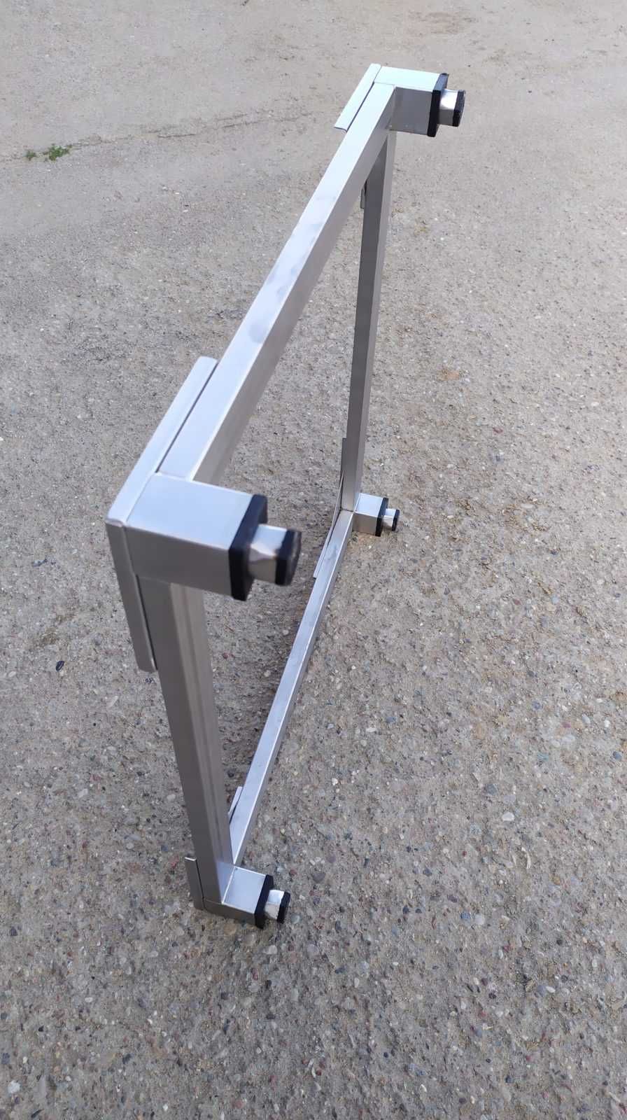 Podstawa pod piec ze stali - niska (60x60x10)