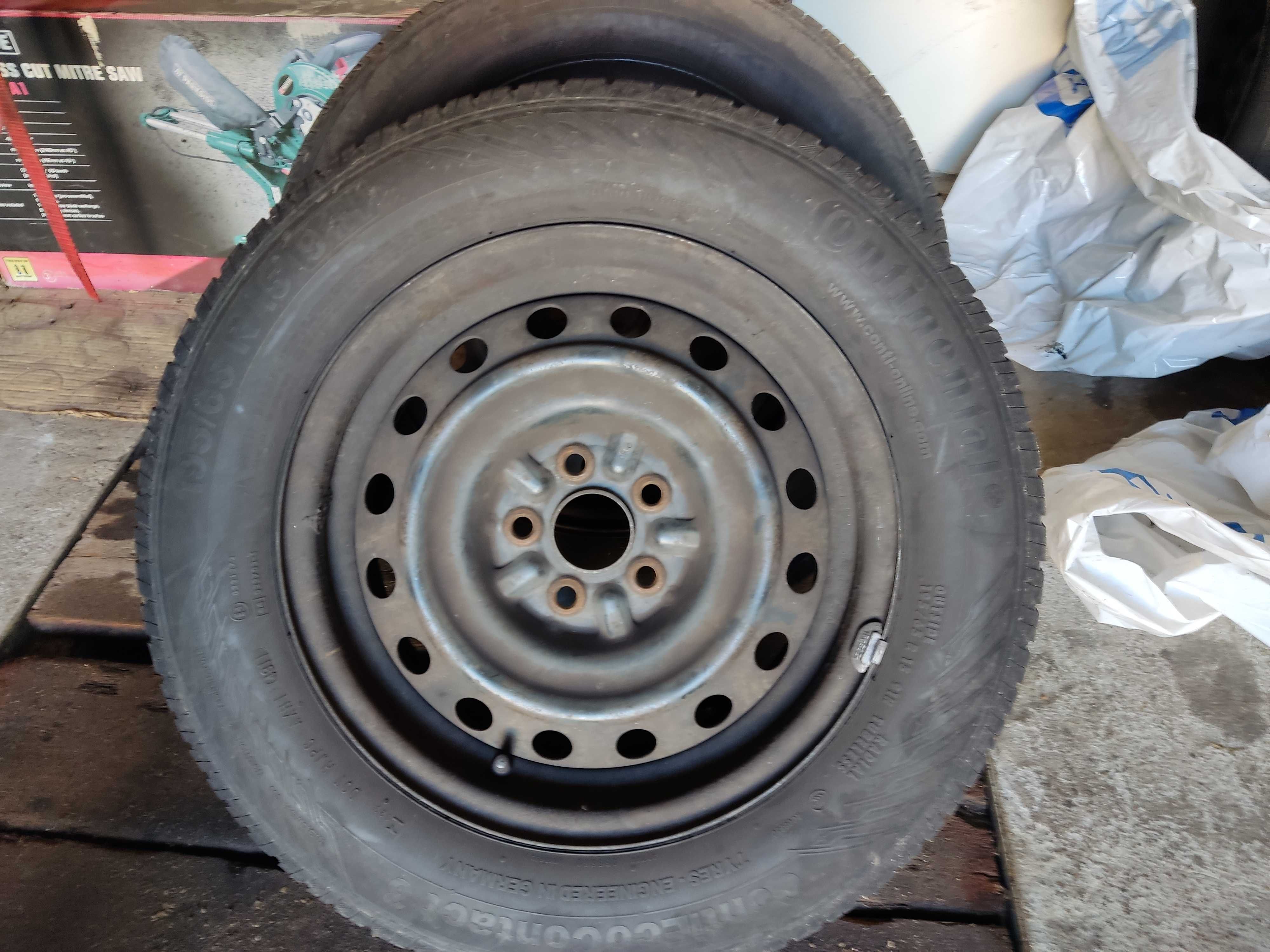 Opony letnie 195/65R15 na felgach stalowych oraz opony zimowe