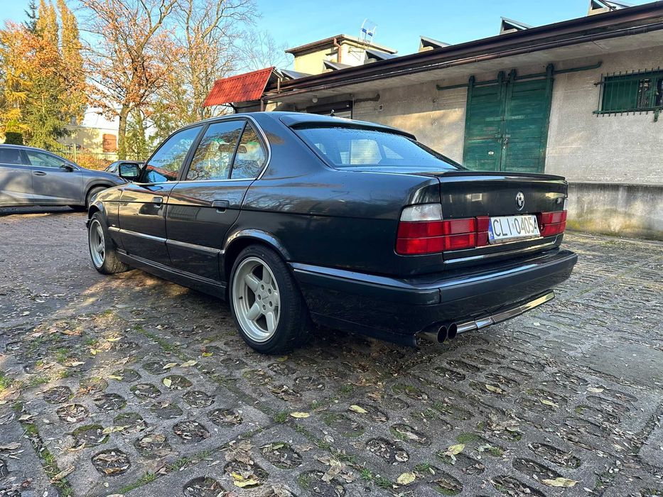 BMW Seria 5 535i manual m technic mozliwa zamiana