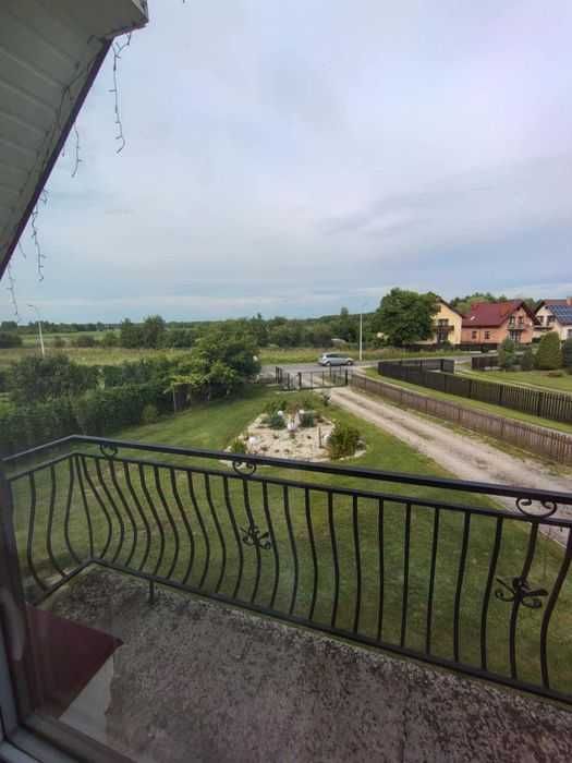 Dom wolnostojący w spokojnej okolicy – okazja!