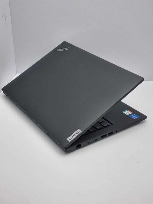 Nowy ThinkPad T14 14FHD i7-1335  32GB RAM DDR5 512GB SSD Win 11 pro