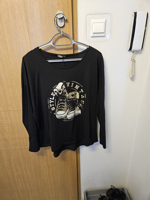 Bluzeczka bawełniana włoska motyw trampki