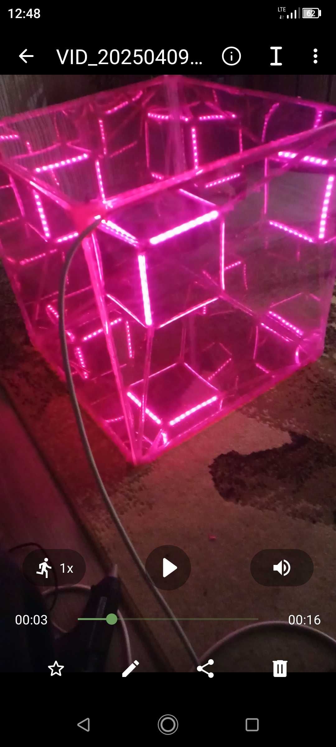 Hipersześcian tesseract hypercube, podświetlany LED, lampa sześcian