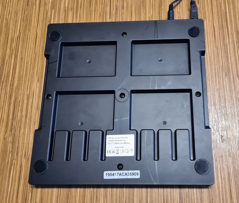 DJ DNA professional STUDIO PAD PRO - kontroler pad MIDI USB KOMIS