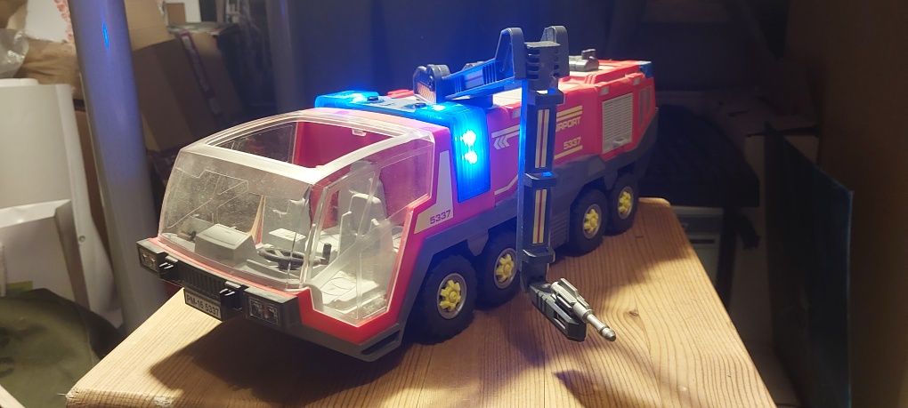 Wóz strażacki playmobil