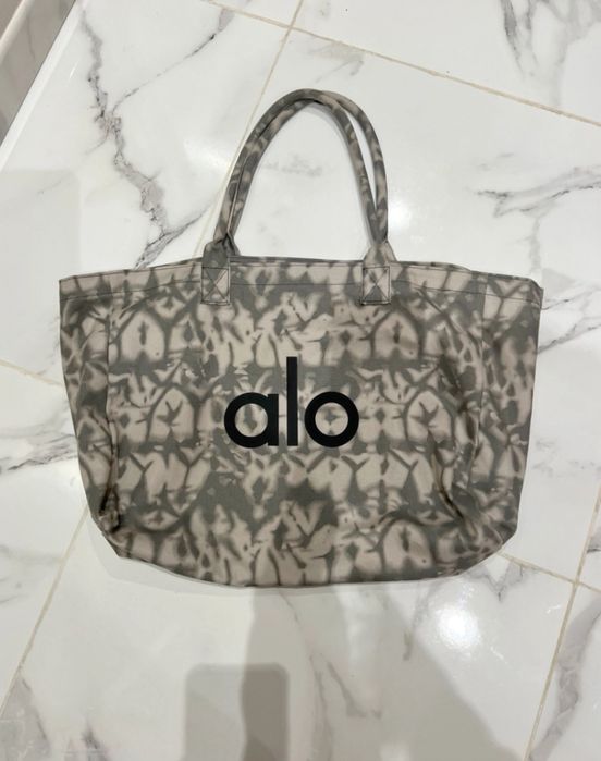 Pojemna sportowa torba shopper Alo yoga