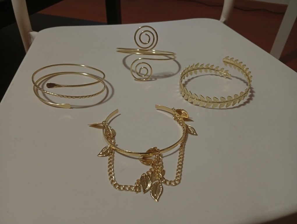 4 pulseiras/braçadeiras ajustáveis douradas de Bijuteria