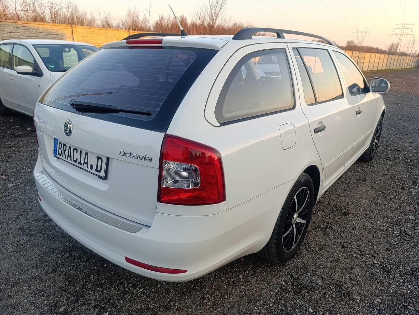 Skoda OCTAVIA 1,6 MPI Benzyna 2010r KLIMA ZADBANA z Niemiec 100% OPŁAT