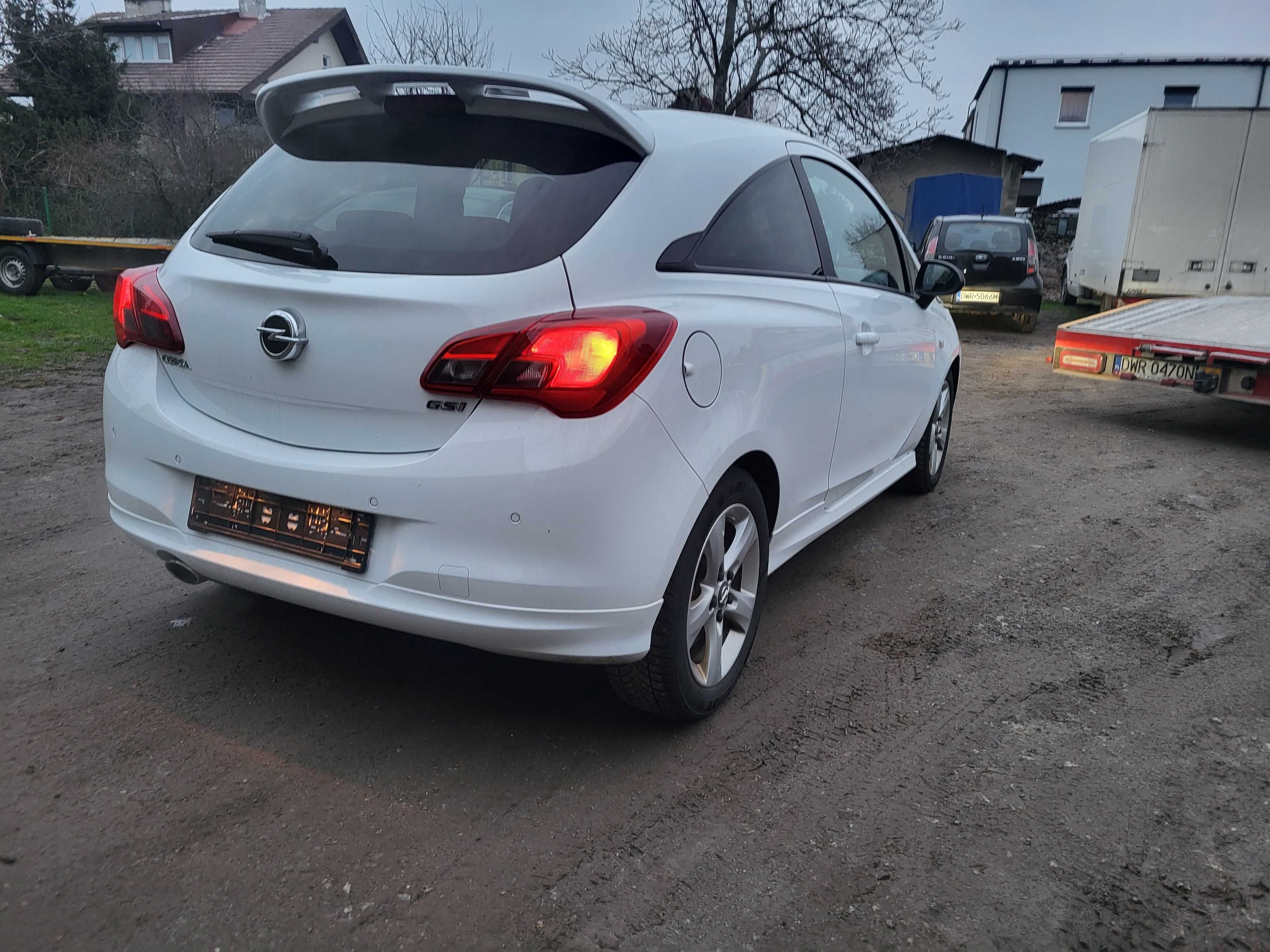 Opel Corsa GSI OPC 1.4 Turbo benzyna 150 Koni