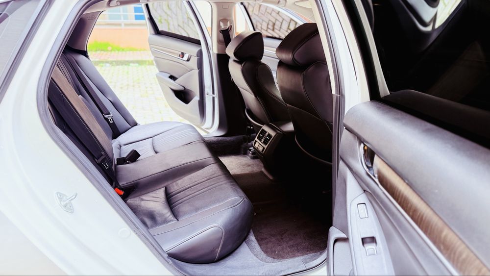 Honda Accord X 2.0h E-CVT Hybrid Touring 2022р