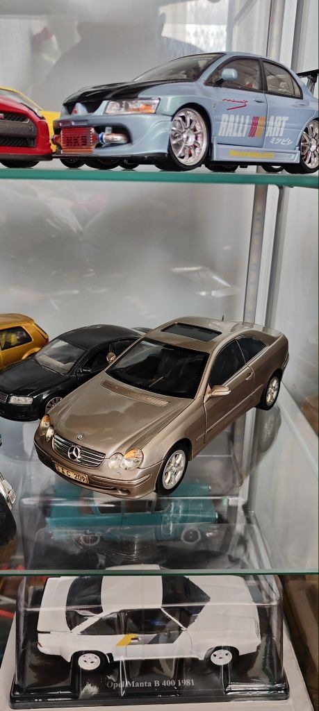 Mercedes CLK C 209 w209 kyosho 1:18