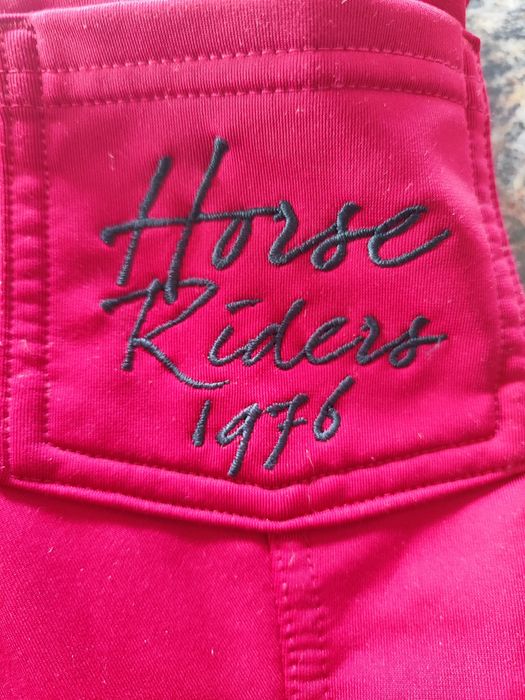 Piękne malinowe bryczesy dla dziewczynek Fouganza stan bdb