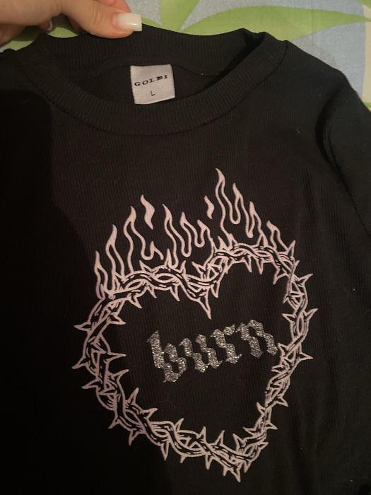 Стильний топ з принтом