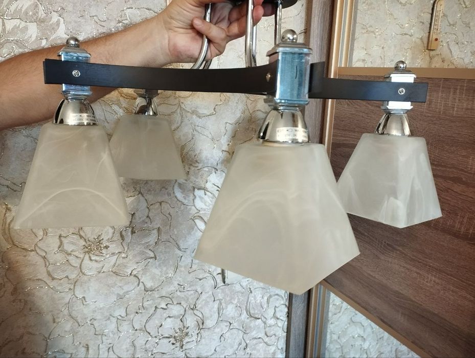 Люстра на 5 плафонів е 27