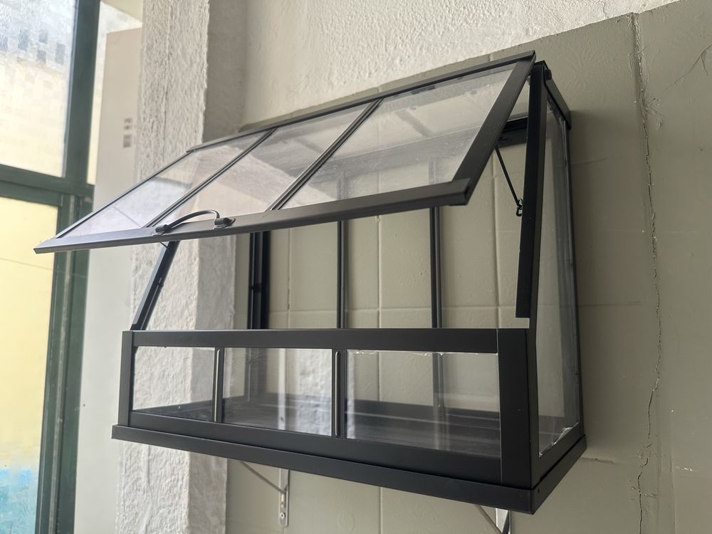 Mini vitrine com suporte