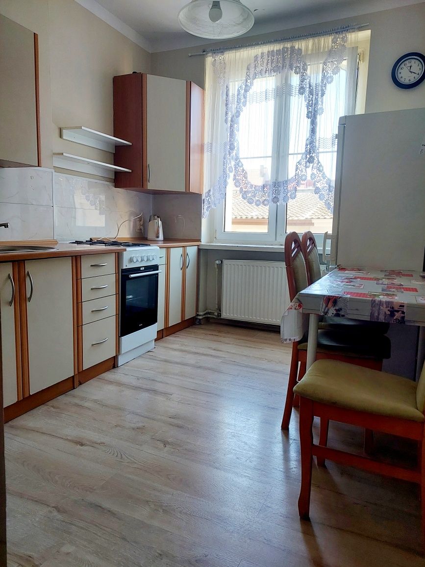 Mieszkanie dwa pokoje umeblowane w centrum Sulechowa