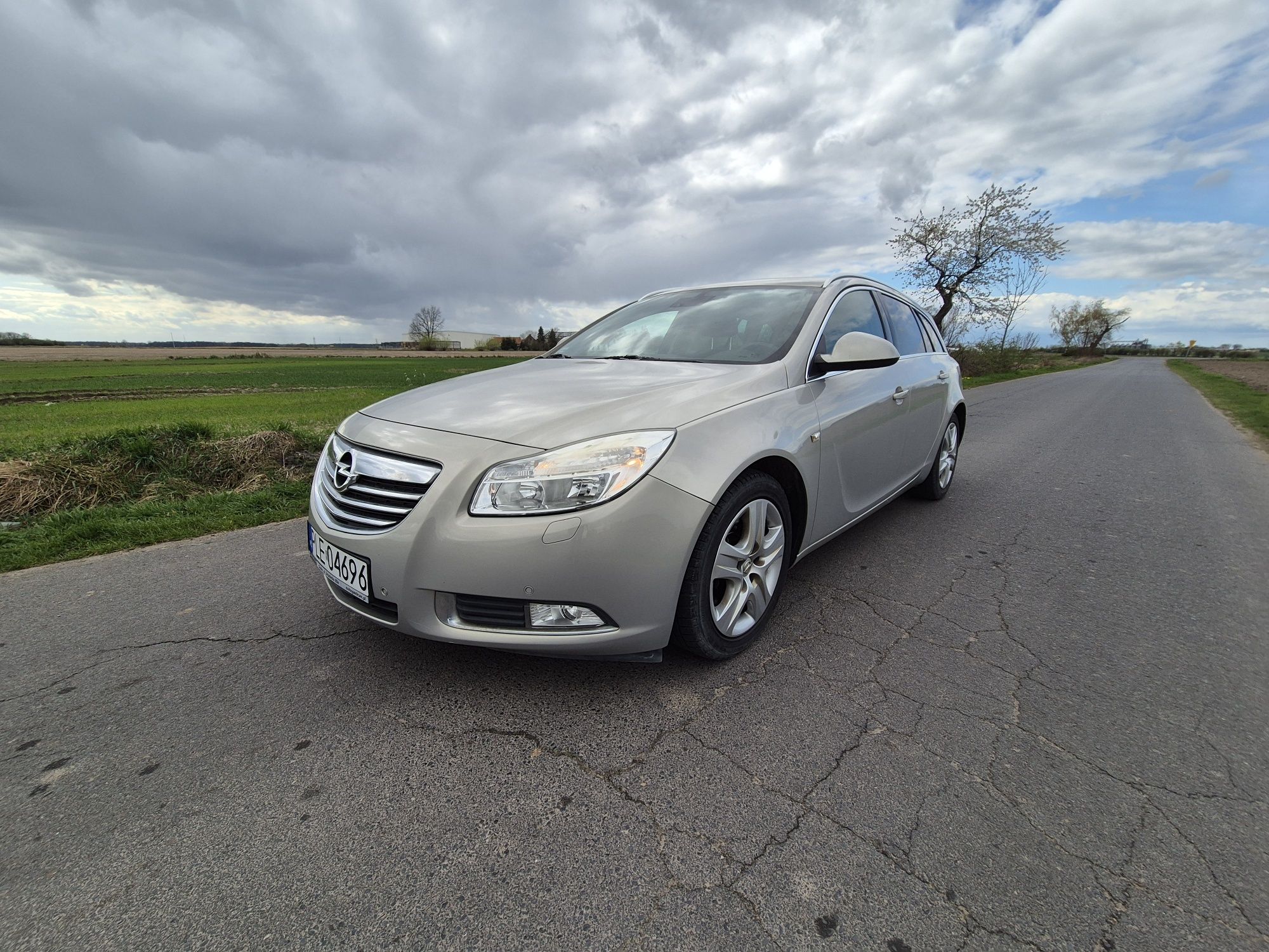 Opel Insignia 1.6 turbo benzyna