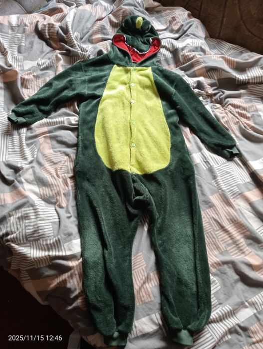 Різний одяг для хлопчика