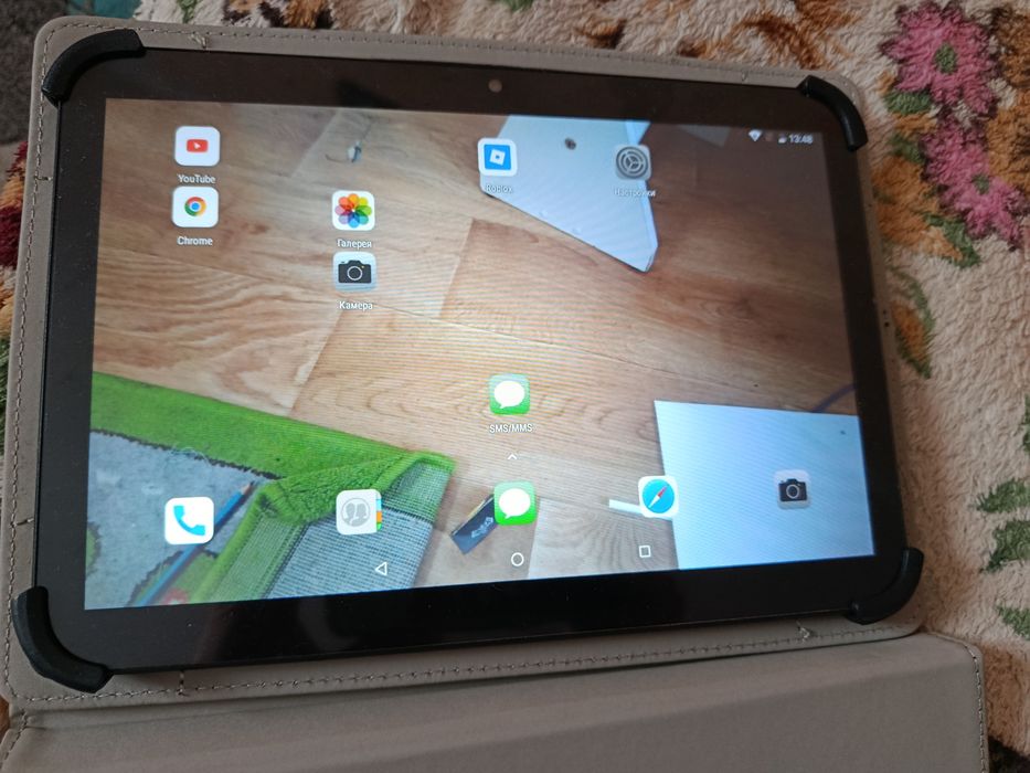 Ігровий планшет в гарному стані.