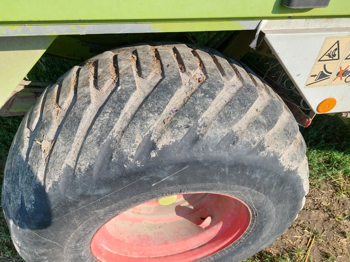 Claas quadrant 1200