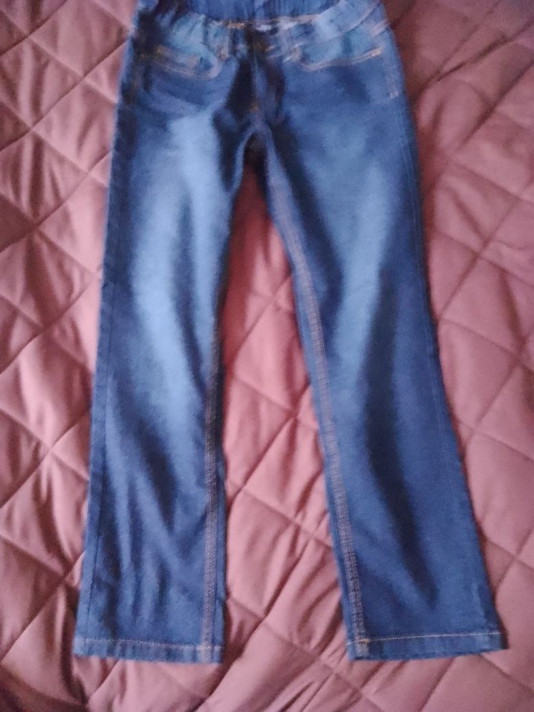 Spodnie jeans chłopięce rozmiar 146