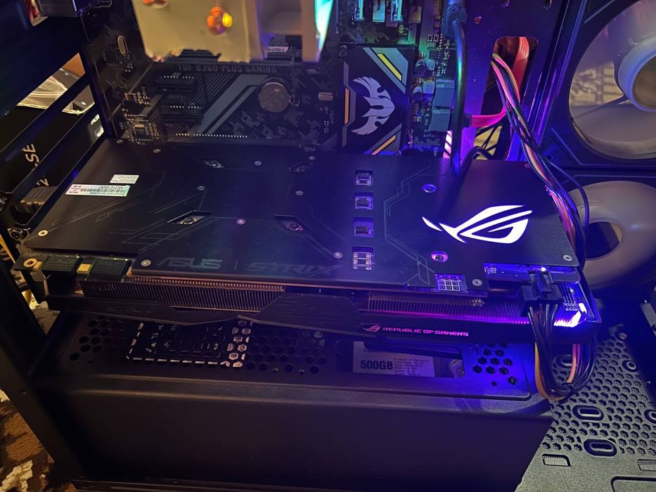 Продам gtx 1070 asus rog strix 8gb