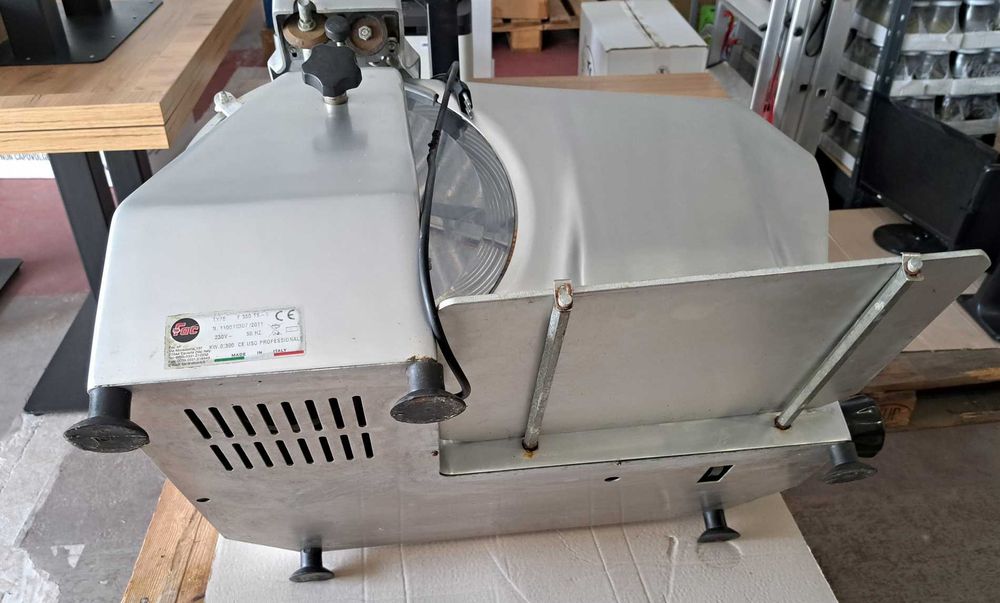 Włoska krajalnica profesjonalna FAC F 350 – Made in Italy