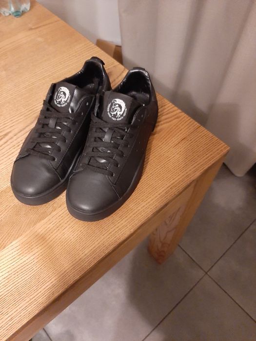 Снікерси DIESEL (унісекс) з натуральної шкіри.