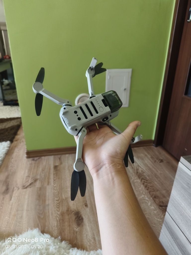 Dron DJI mini 2 dobry stan