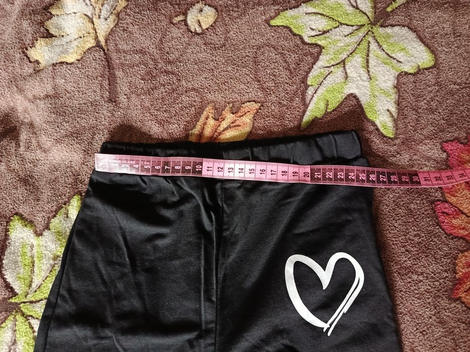 Продам костюм на дівчинку