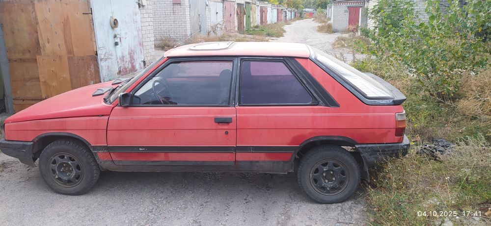 Продам Рено 11  1985 рік газ бензин