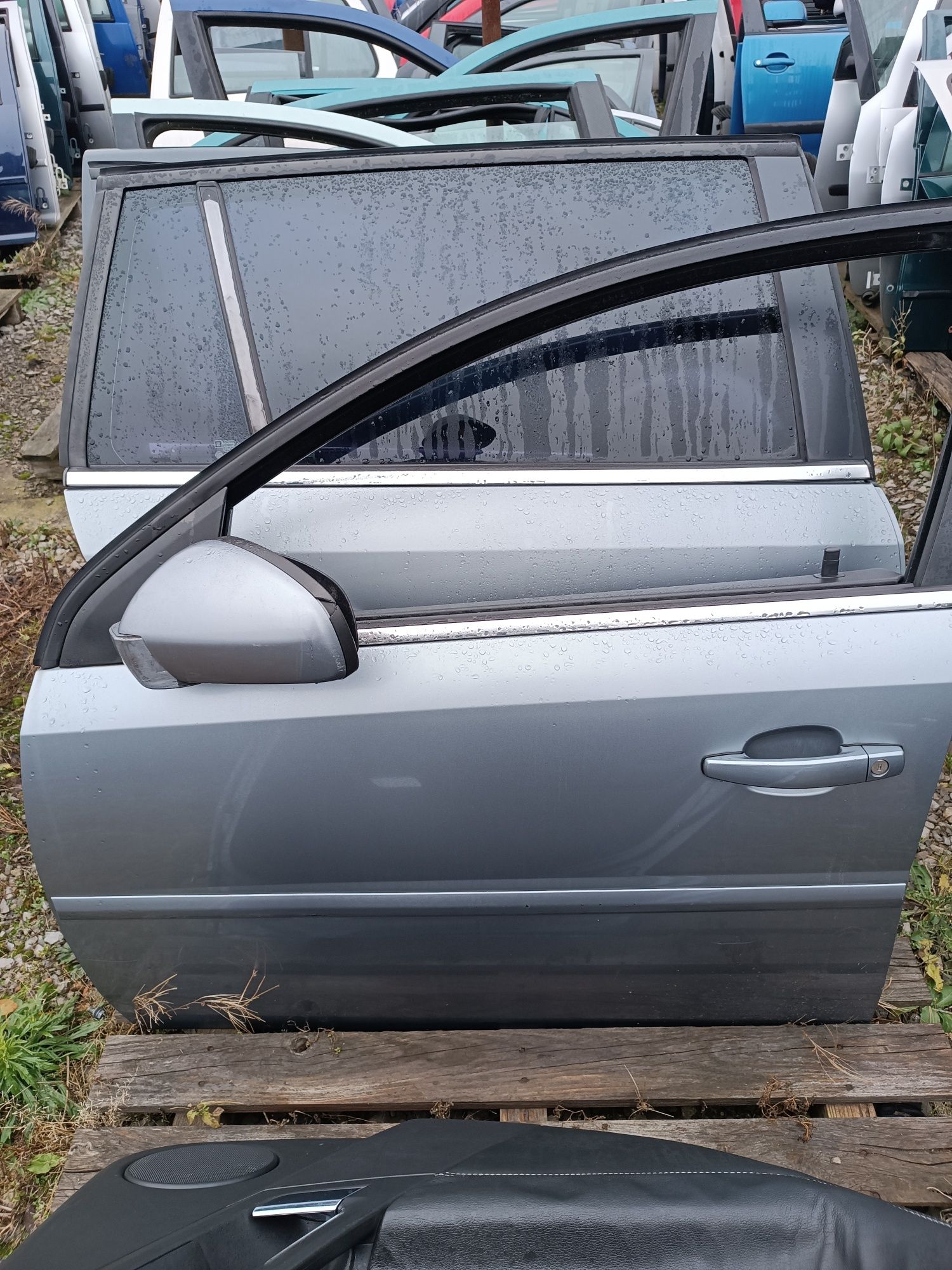 Drzwi opel Vectra c lift kombi z163 prawe lewe przód tył