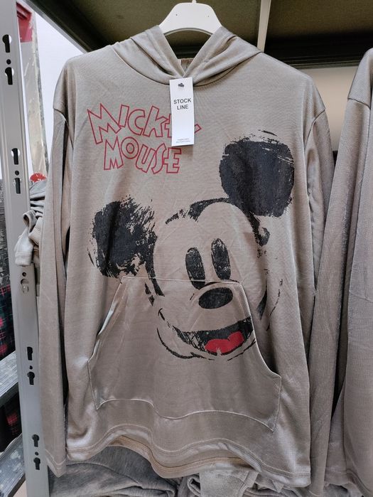 Sweates.3 Euros.                                   Só para REVENDA
