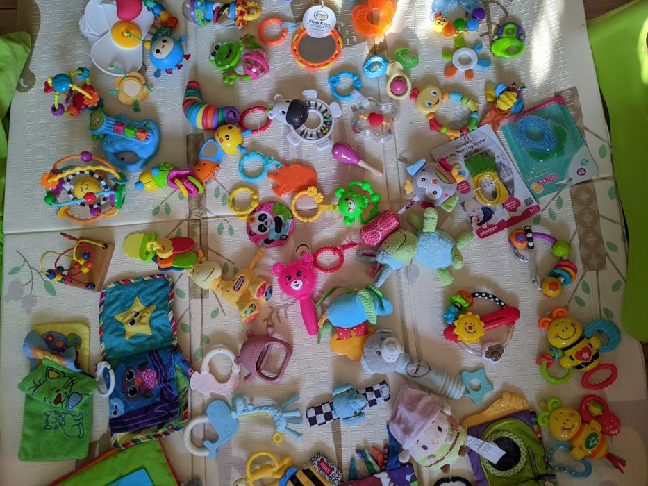 Іграшки для немовлят