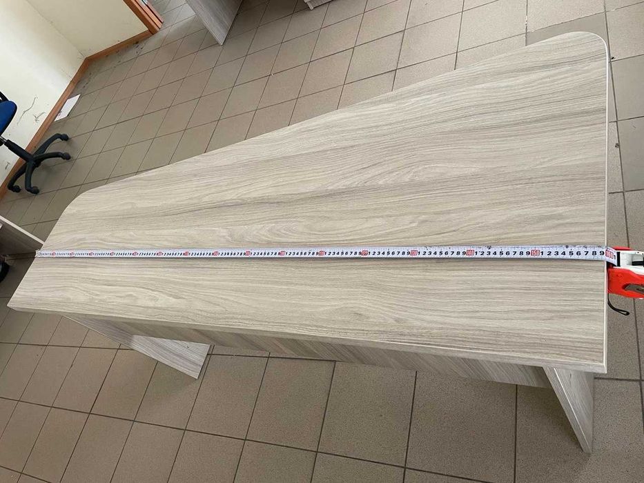 Продам офісні столи від 2000 грн