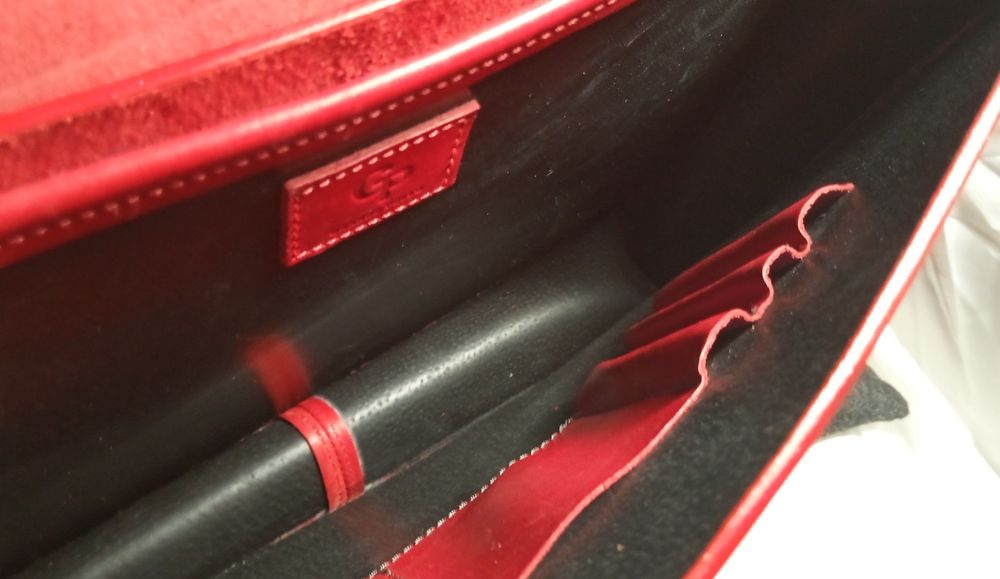 Портфель из натуральной Итальянской кожи.