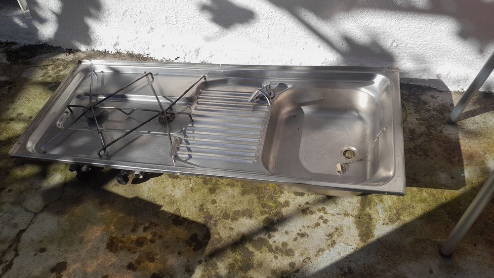 Lava-loiça com torneira e fogão Cramer para autocaravana
