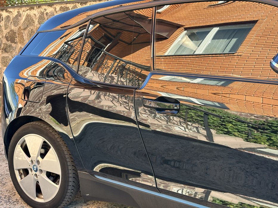 BMW I3 REX Hybrid 33kWt! 2017г. Официал (250км. Електро + 150км. Бенз)