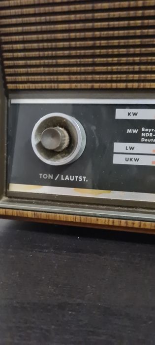 Vendo radio antigo Telefunken