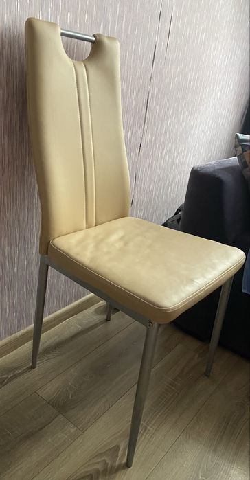Стільці, вживані 7 шт