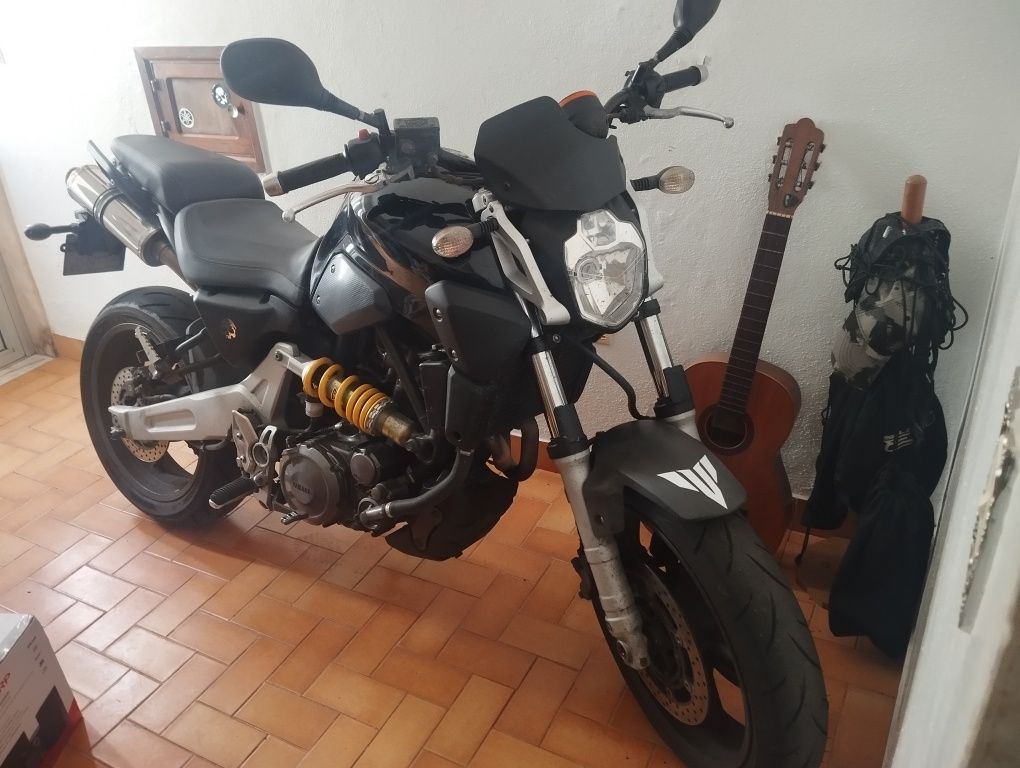 MT 03 660 de 2006