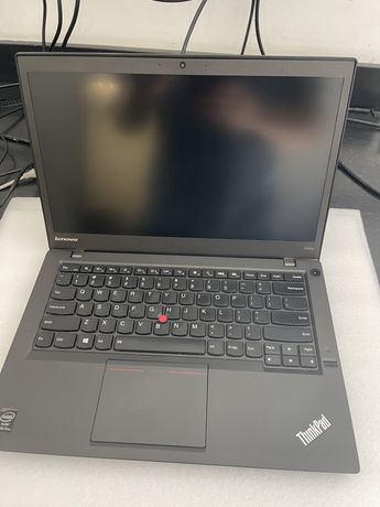 ThinkPad T440s i7 12gb ram 512 ssd