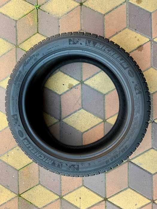 245/45 R18 Michelin Pilot Alpin PA4. Шини зимові 4 шт.