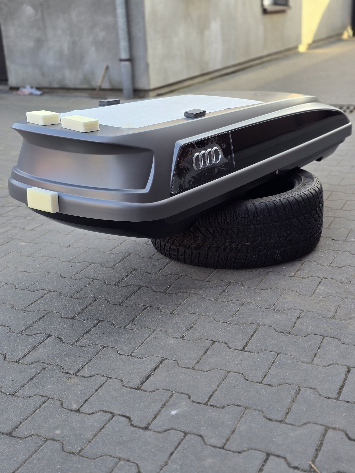 Box bagażnik kufer dachowy THULE Audi nowy 300l