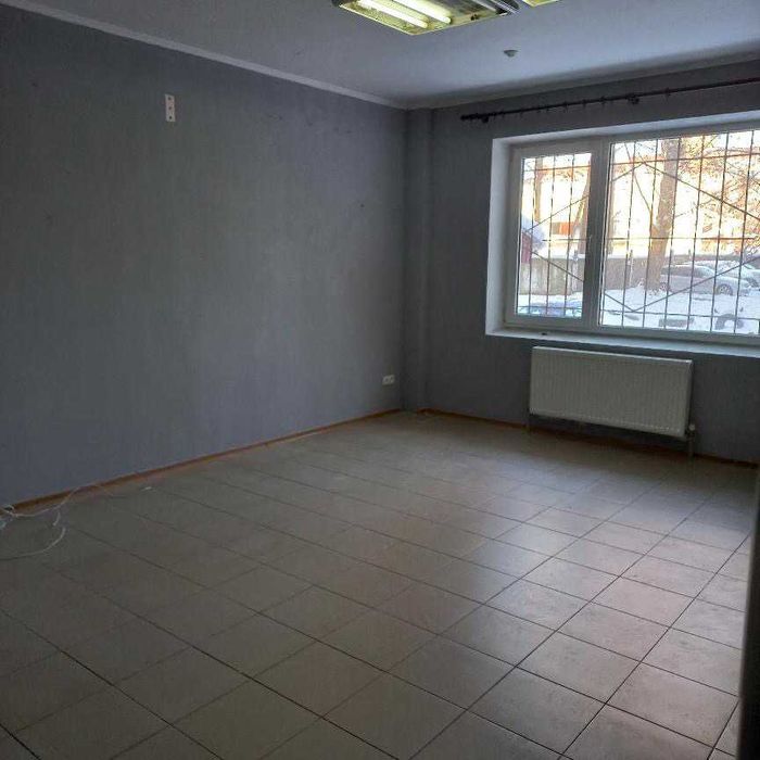 Суборенда приміщення на вул. Київська 20 м кв