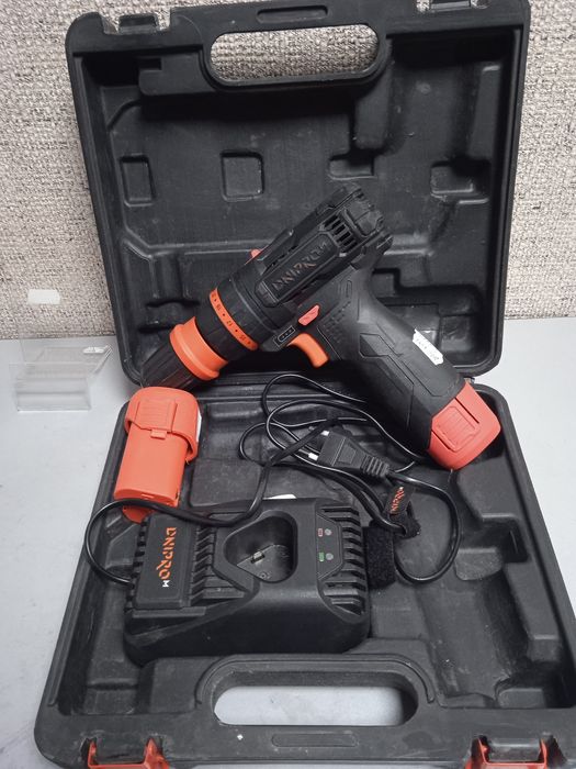 Шуруповёрт Dnipro M CD-12QX