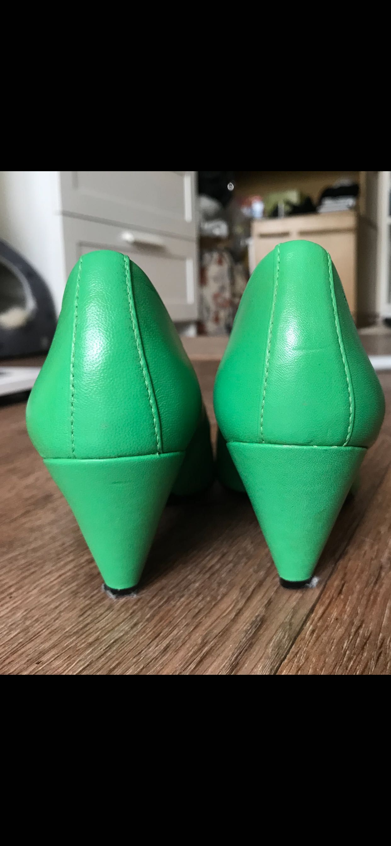 Туфли кожаные зелёные Vagabond ретро стильные на выпускной