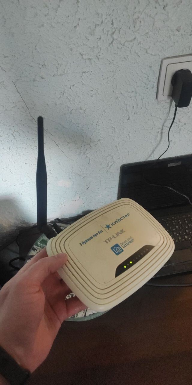 Продам роутер без комплекта