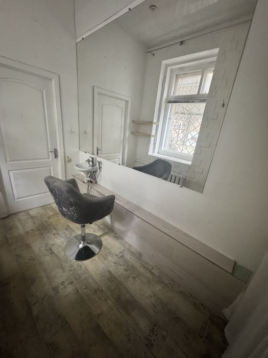 Здам кабінет під масаж, манікюр.. під ключ, 8 м, 1 пов, центр, Дніпро