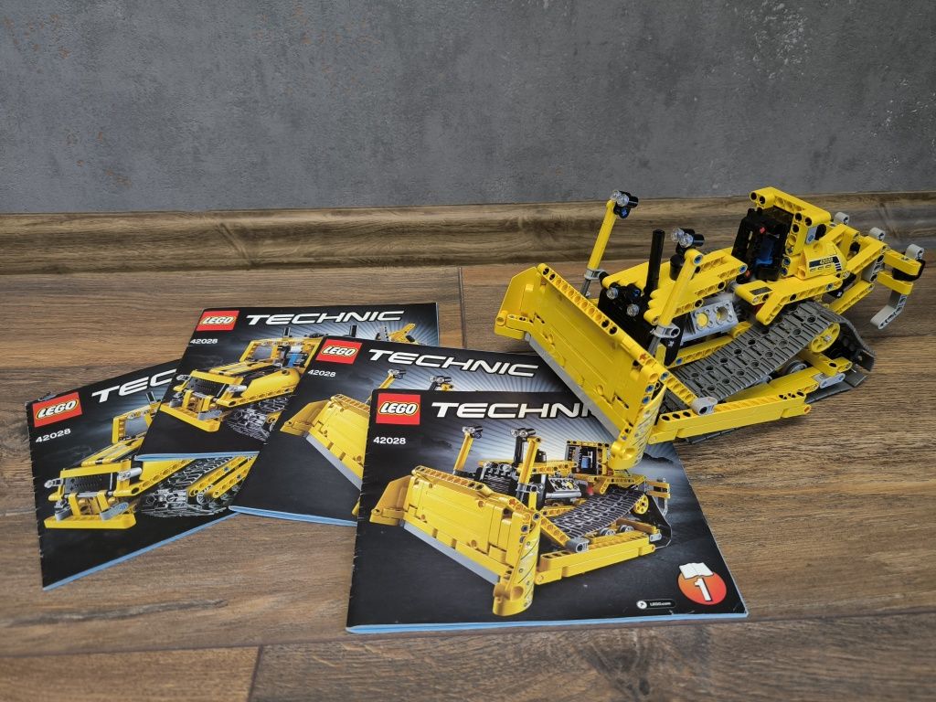 LEGO Technic 42028 оригинал, инструкции